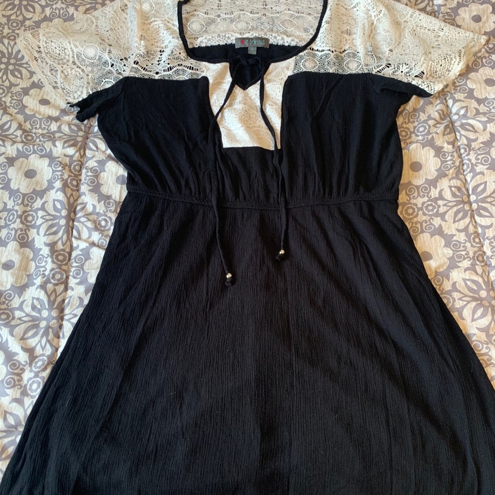 Plus size lace dress